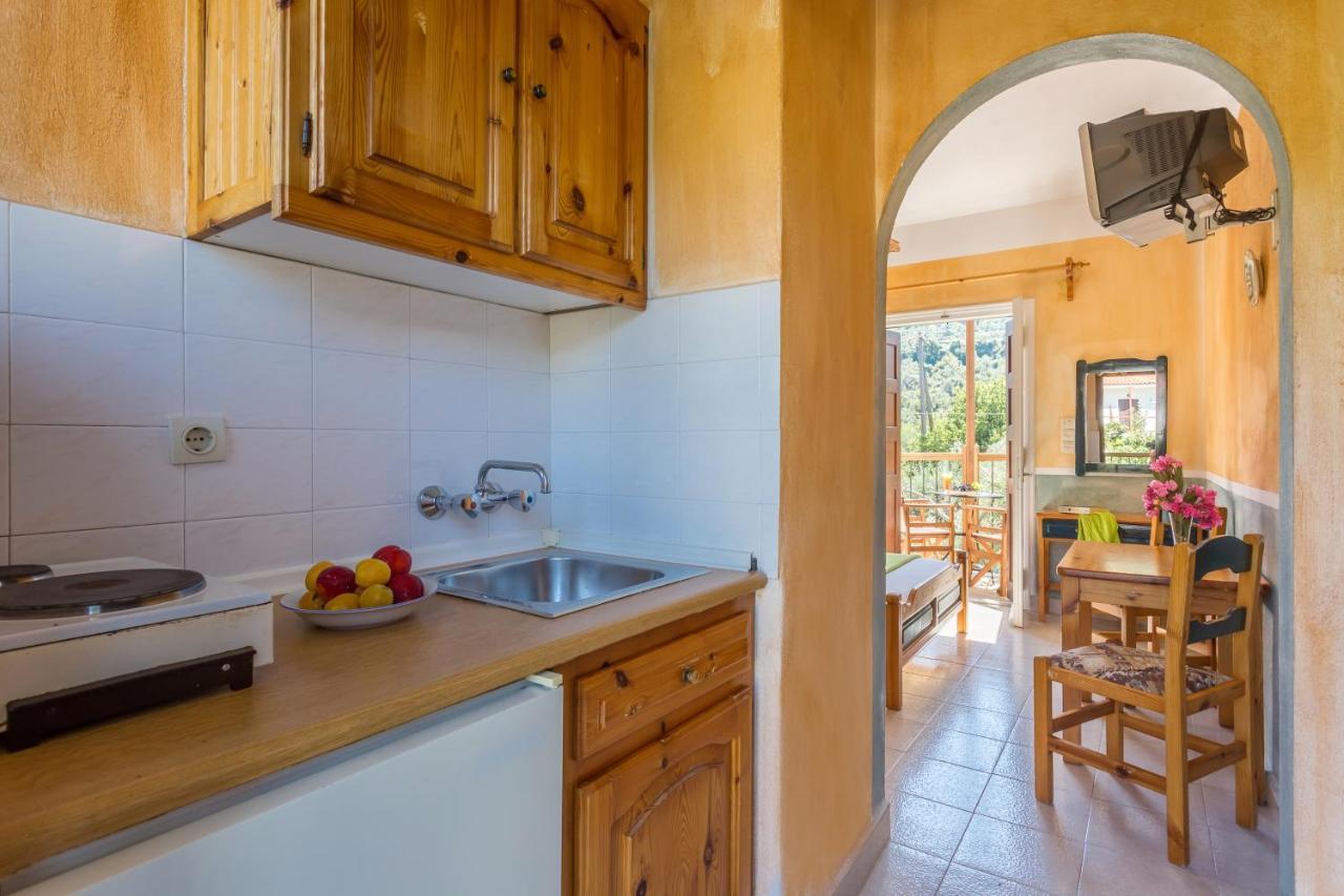 Ageri Studios Stafylos Buitenkant foto
