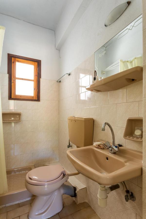 Ageri Studios Stafylos Buitenkant foto